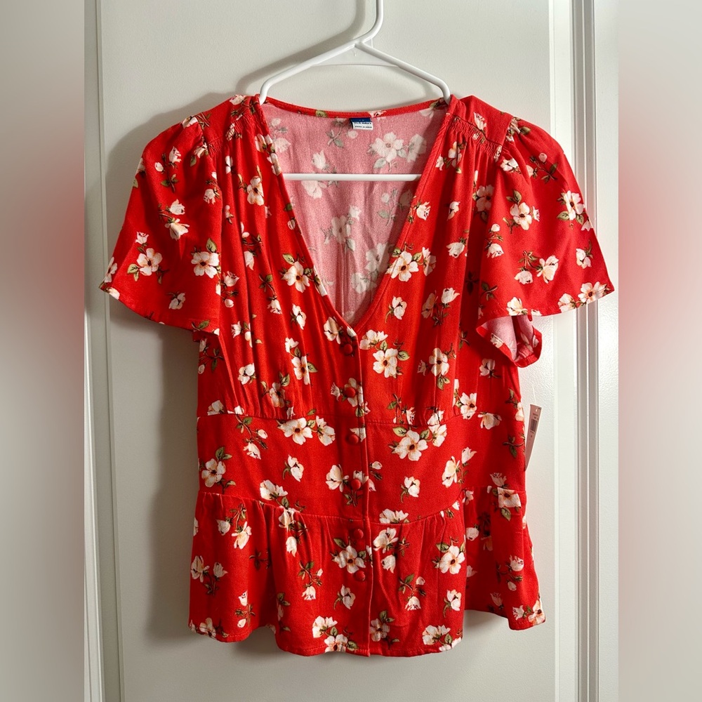 Old Navy Size XS Floral Red Women's Top